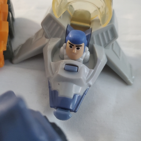 : Complete 8pc McDonald’s Disney buzz Lightyear Happy Meal Toys incomplete set - Picture 7 of 14